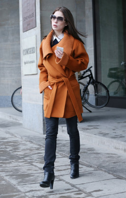 Nora von Waldstatten pic #737984