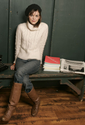 Nora Zehetner pic #682697