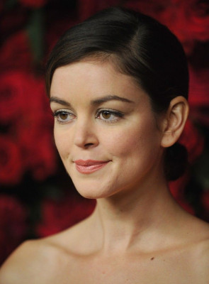 Nora Zehetner pic #685504