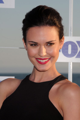 Odette Yustman pic #396398