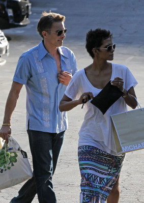 photo 17 in Olivier Martinez gallery [id524181] 2012-08-21 00:00:00