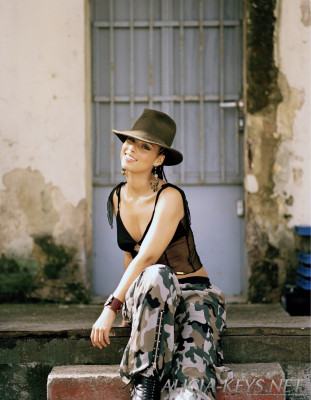 photo 19 in Alicia Keys gallery [id93253] 2008-05-26 00:00:00