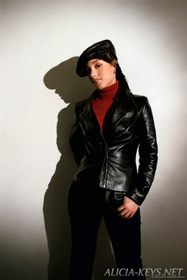 photo 11 in Alicia Keys gallery [id119173] 2008-12-08 00:00:00