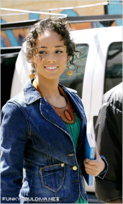 photo 9 in Alicia Keys gallery [id72816] -0001-11-30 00:00:00