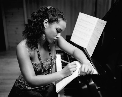 photo 28 in Alicia Keys gallery [id53961] -0001-11-30 00:00:00