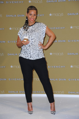 photo 4 in Alicia Keys gallery [id886236] 2016-10-17 00:00:00