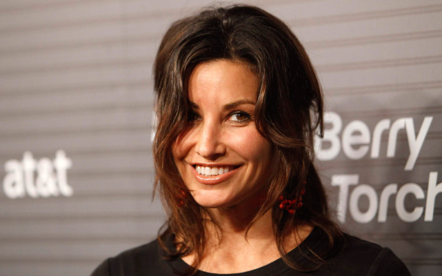 Gina Gershon pic #278050