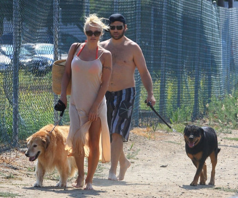 Pamela Anderson pic #618111