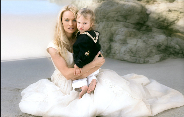 Pamela Anderson pic #108121