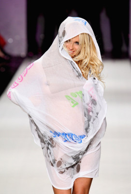 Pamela Anderson pic #217369