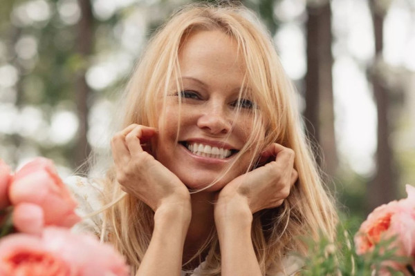 Pamela Anderson pic #1344718