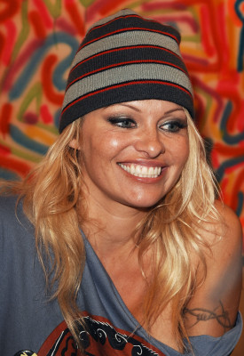 Pamela Anderson pic #731932