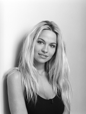 Pamela Anderson pic #809689