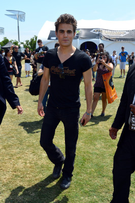 Paul Wesley pic #511629