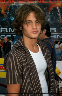 Penn Badgley pic #312816