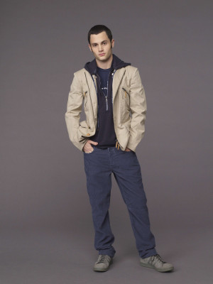 Penn Badgley pic #365183