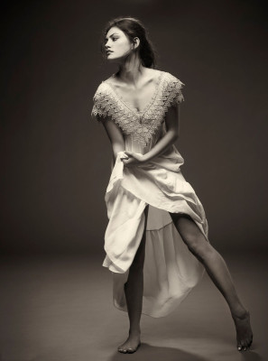 Phoebe Tonkin pic #542816