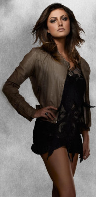 Phoebe Tonkin pic #510033