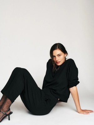 Phoebe Tonkin pic #1247268