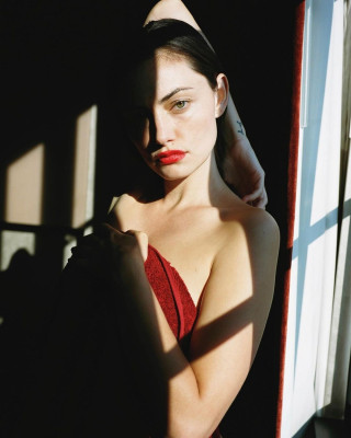 Phoebe Tonkin pic #1357734