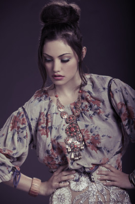 Phoebe Tonkin pic #525406