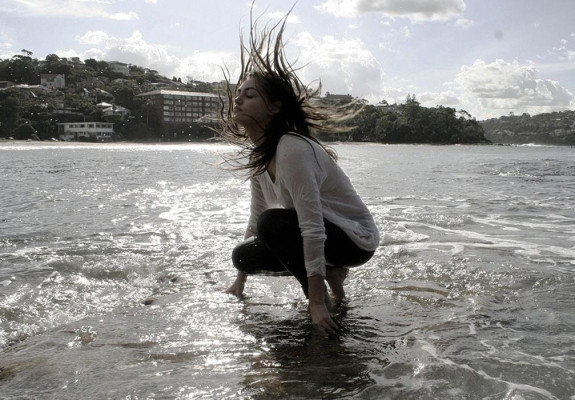 Phoebe Tonkin pic #525941