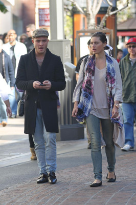 Phoebe Tonkin pic #470068
