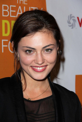 Phoebe Tonkin pic #624566