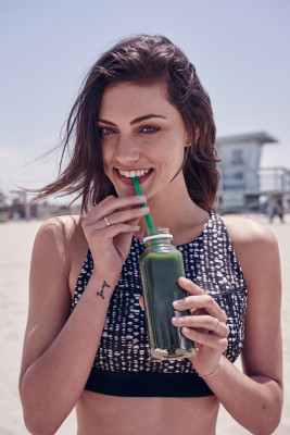 Phoebe Tonkin pic #793399