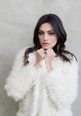 Phoebe Tonkin pic #826091