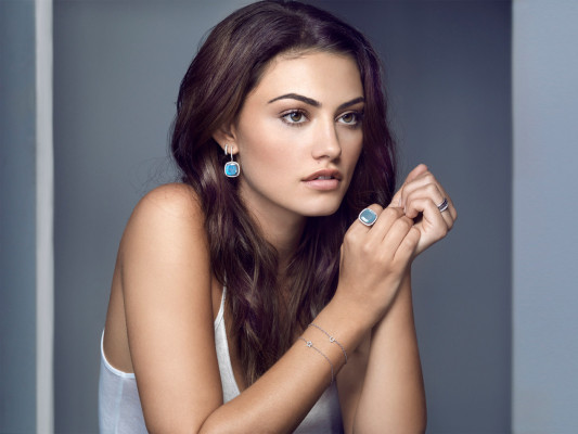 Phoebe Tonkin pic #568541