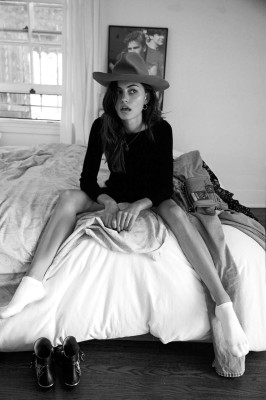 Phoebe Tonkin pic #788954