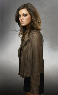 Phoebe Tonkin pic #471691
