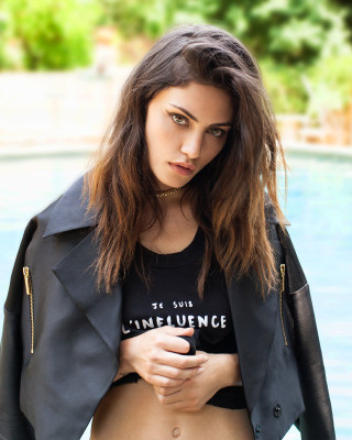 Phoebe Tonkin pic #737454