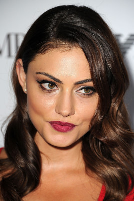 Phoebe Tonkin pic #539332