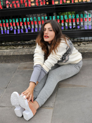 Phoebe Tonkin pic #742437