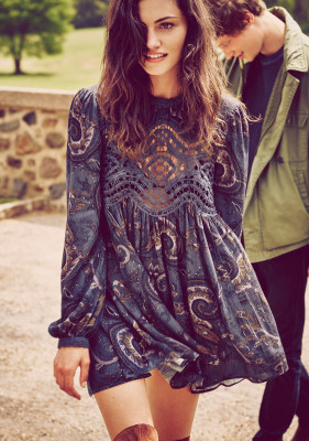 Phoebe Tonkin pic #789894