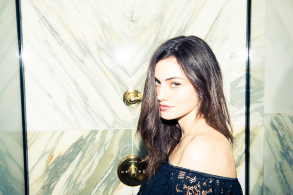 Phoebe Tonkin pic #759952