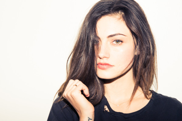 Phoebe Tonkin pic #759948
