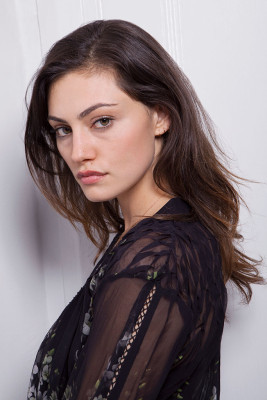 Phoebe Tonkin pic #779167