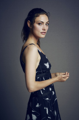 Phoebe Tonkin pic #741105