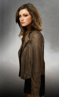 Phoebe Tonkin pic #815947