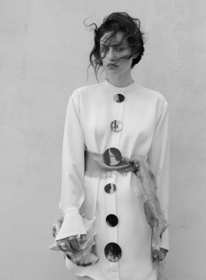 Phoebe Tonkin pic #791168