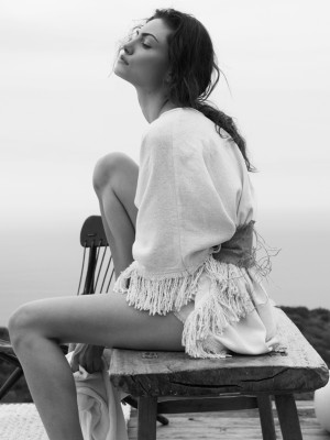 Phoebe Tonkin pic #790536