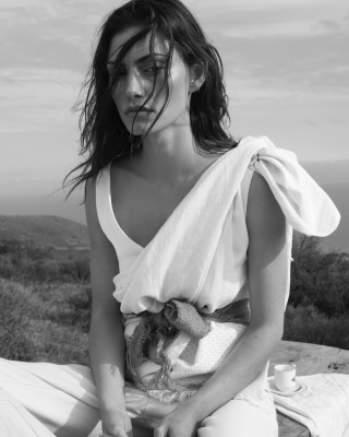 Phoebe Tonkin pic #790535