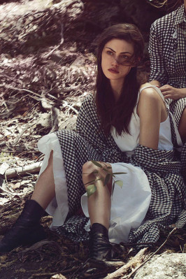 Phoebe Tonkin pic #760289