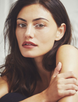 Phoebe Tonkin pic #1176645