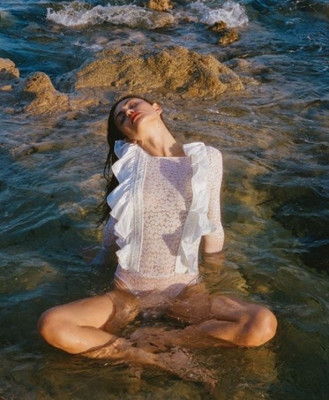 Phoebe Tonkin pic #1187339