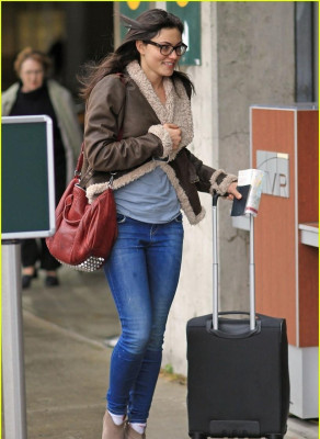 Phoebe Tonkin pic #478371