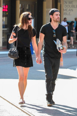 Phoebe Tonkin pic #930415